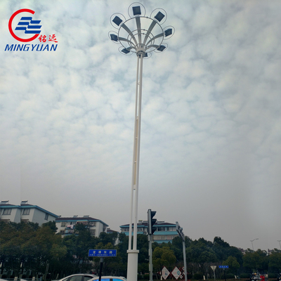 Q345 S355 เสาไฟเสาสูงพร้อมบันได โคมไฟท่อเหล็ก HDG สำหรับสนามบินสแควร์